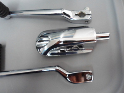 NOS Harley Davidson Streamliner Chrome Pedal 47407-08 Pad 42712-04