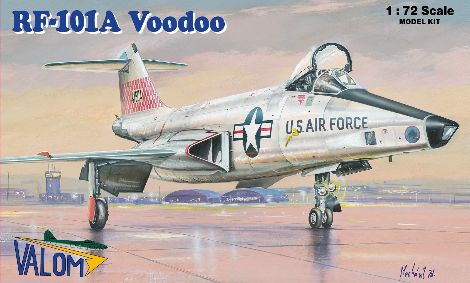 Valom Plastic model kit 72092 1:72nd scale RF-101A Voodoo