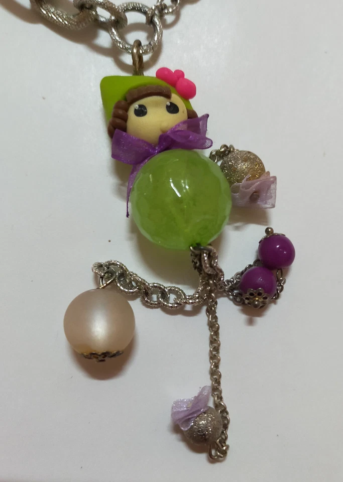 Collana color argento con ciondolo - Immagine 2 di 2