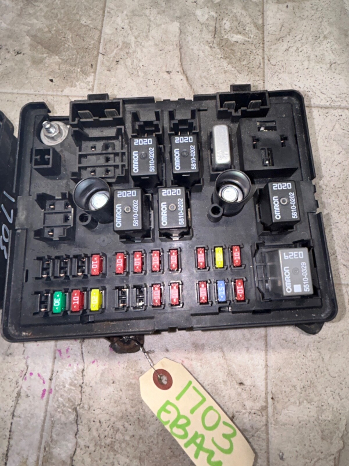 0307 EXPRESS SAVANA 1500 2500 3500 Engine Fuse Relay Box Circuit Block