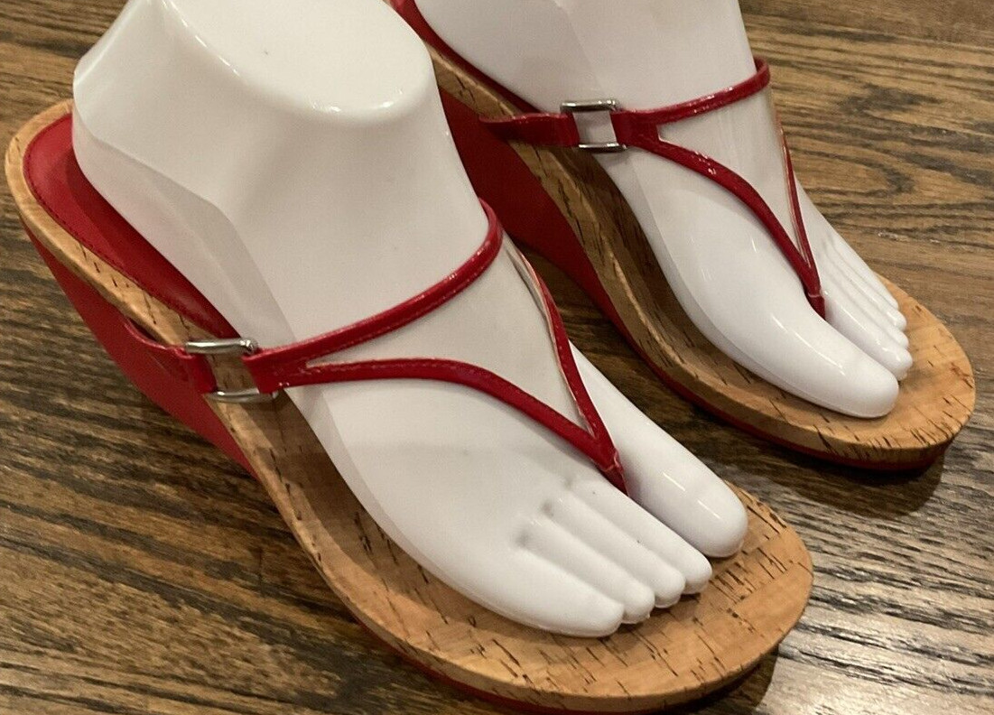 Lauren Ralph Lauren Thong Wedge Sandals Red Sz 9B Gem