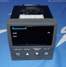 Honeywell DC230L-E0-00-10-0A00000-00-0 90-250Vac 50/60Hz Temperature Controll...