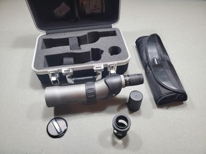 Vanguard Signature 69 Spotting scope 15-45x60 Excellent condition