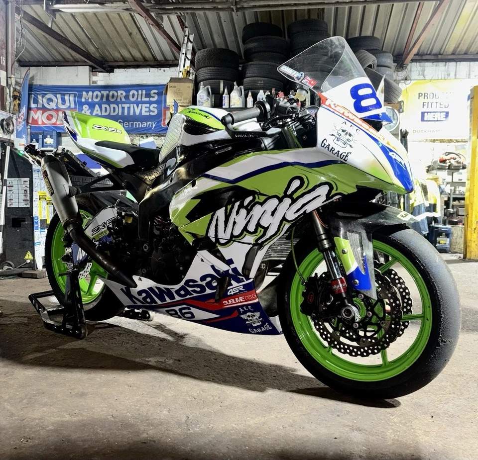 Kawasaki ZX6R 2009/2010 Race/track Bike - Image 2 of 4