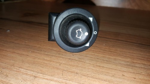 93BG17B676BB Schalter Spiegelverstellung  Ford Focus DE52780-09