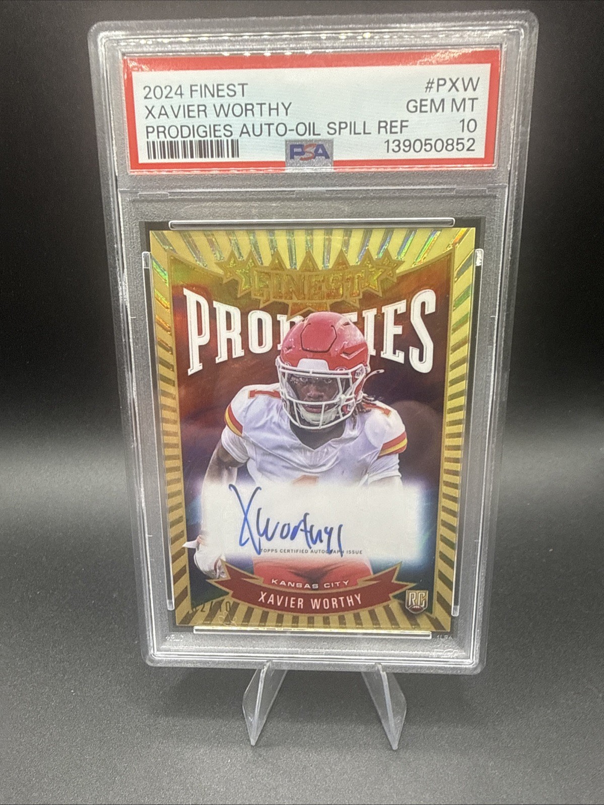 Xavier Worthy Topps Finest #191 Oil Spill Refractor