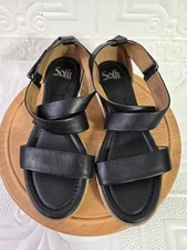 Sofft Mirabelle Casual Ankle Strappy Flats Black Leather Sandals Women's Sz 9.5M