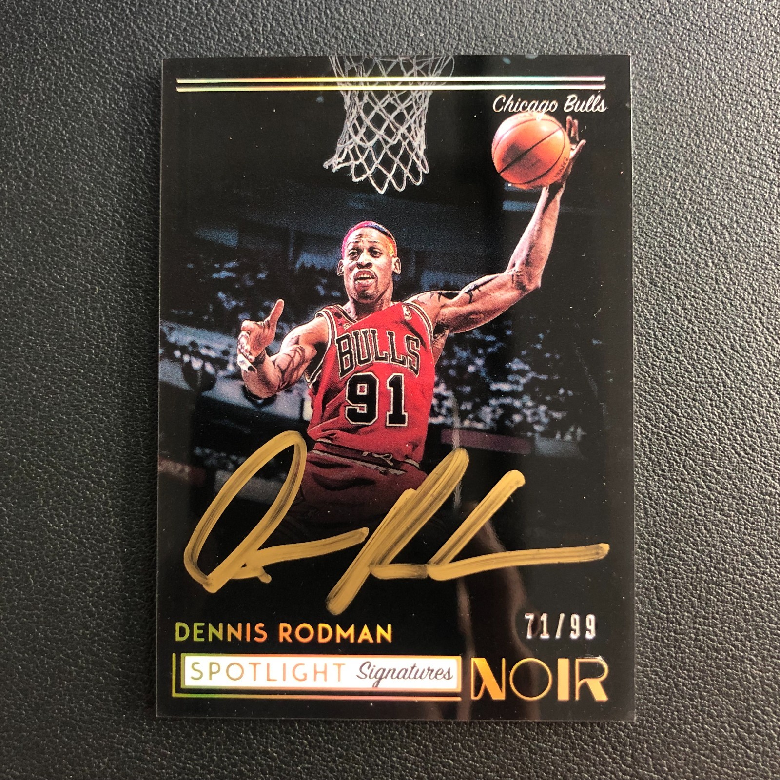 2018-19 Panini Noir Spotlight Signatures Dennis Rodman /99 On Card Auto