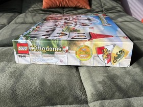 LEGO Kingdoms King's Castle 7946 , Factory Sealed RETIRED NEW