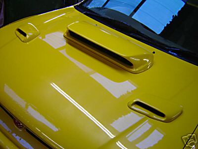 Impreza Bonnet Set for 96-00 2 mini vents/sti 8 scoop