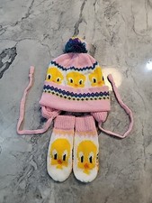 Vintage 1996 Looney Tunes Tweety Bird Knit cap and matching mittens NWOT C6