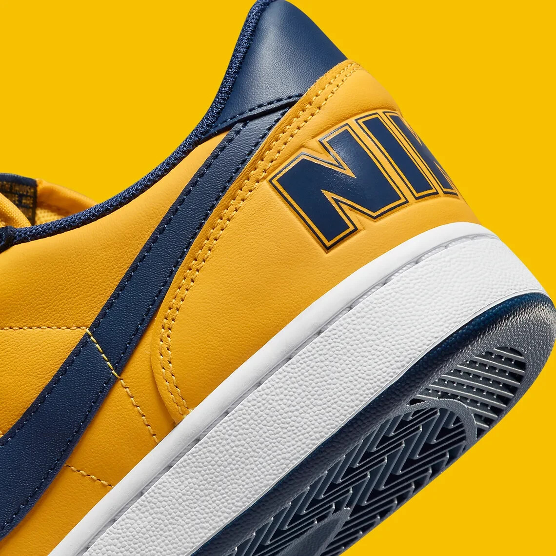 関税込 NIKE TERMINATOR LOW MICHIGAN FJ4206-700 FJ4206-700 Nike Terminator Low University Gold Navy Michigan