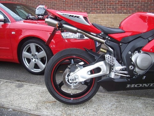 Honda CBR1000RR 04-05 Fireblade Stainless Oval single outlet R/Legal MTC Exhaust - Picture 3 of 9