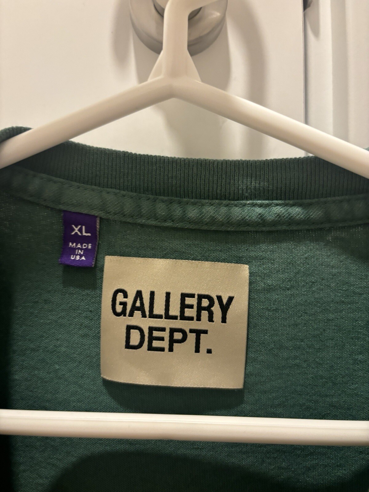Gallery dept shirt Medium Vintage Logo Tee. Green New Rare image 3
