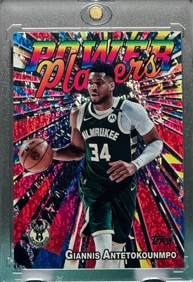 GIANNIS ANTETOKOUNMPO RARE RAINBOW BURST REFRACTOR FOIL SPORTS CARD BUCKS MINT