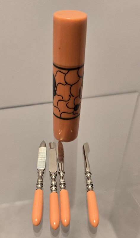 Vintage 4-piece Jade Coral Bakelite Travel Manicure Set in Decorative Tube