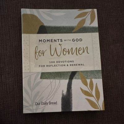 Moments with God for Women by Our Daily Bread Hardcover Our Daily Bread 2022 De 