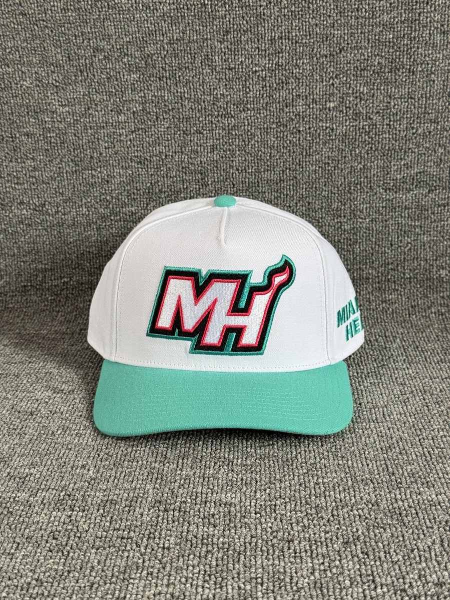 Mitchell & Ness Miami Heat Snapback Hat White Mint Retro NBA Cap