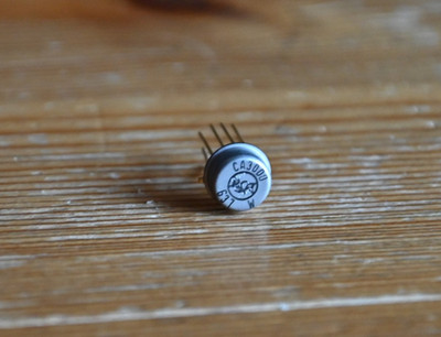 RCA CA3000 - Vintage Differential Amplifier - 10-pin TO-5 Metal Can - NOS