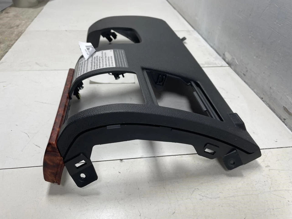 Subaru Outback 2011 panel de tablero delantero izquierdo lado del conductor moldura inferior OEM+ Foto 3 de 4