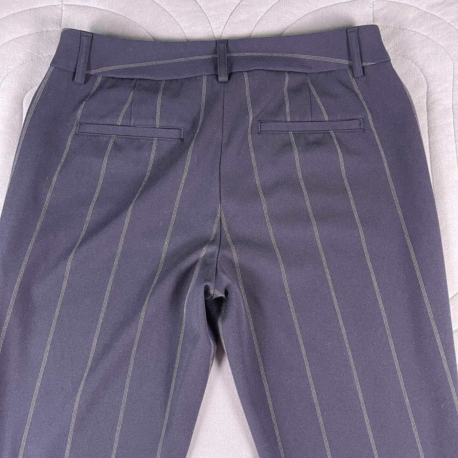 Express Women's Dress Pants 6R Columnist Barely Boot Midrise Navy Stretch Stripe thumbnail 13