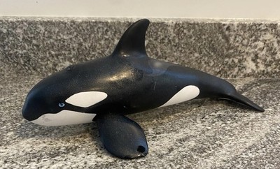 Mattel Whale Orca Toy 14'' Ocean Friends Keiko Sea Friend of Barbie 1995 Details
