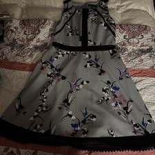 GUESS Los Angeles Shadow Stripe Floral Dress Size 8 Fit Flare gently used