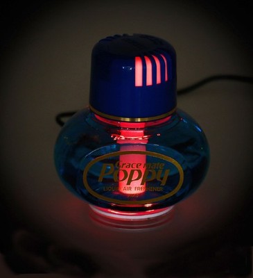 Original Poppy Lufterfrischer Duft Fresie rote LED Beleuchtung 24V LKW PKW