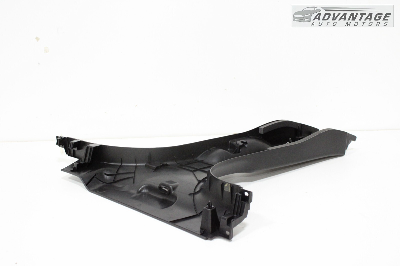 2014-2020 MASERATI GHIBLI LEFT DRIVER SIDE LOWER B PILLAR COVER TRIM PANEL OEM