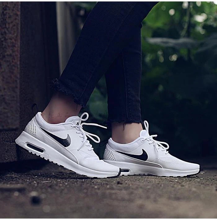 Air max thea store white womens