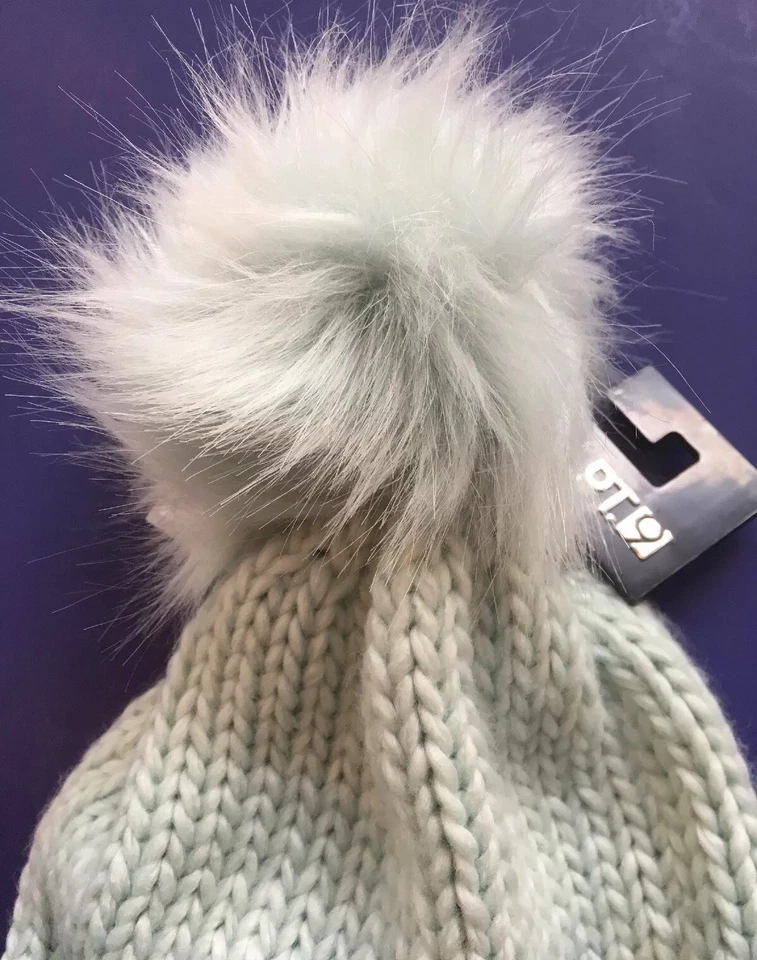 APT. 9 GORRO MUJER TURQUESA ACANALADO PUÑO TEJIDO POM POM TALLA ÚNICA Foto 3 de 4