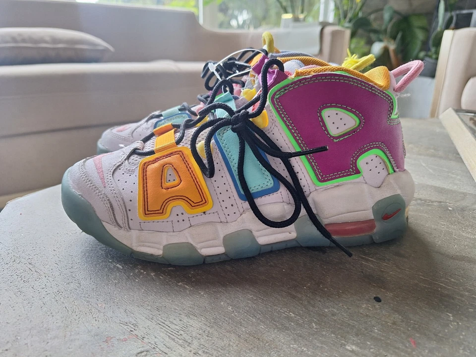 Nike Air More Uptempo (GS) APENAS UVA/PIEL NARANJA DH0624-500 Juvenil Talla 5Y Foto 2 de 4