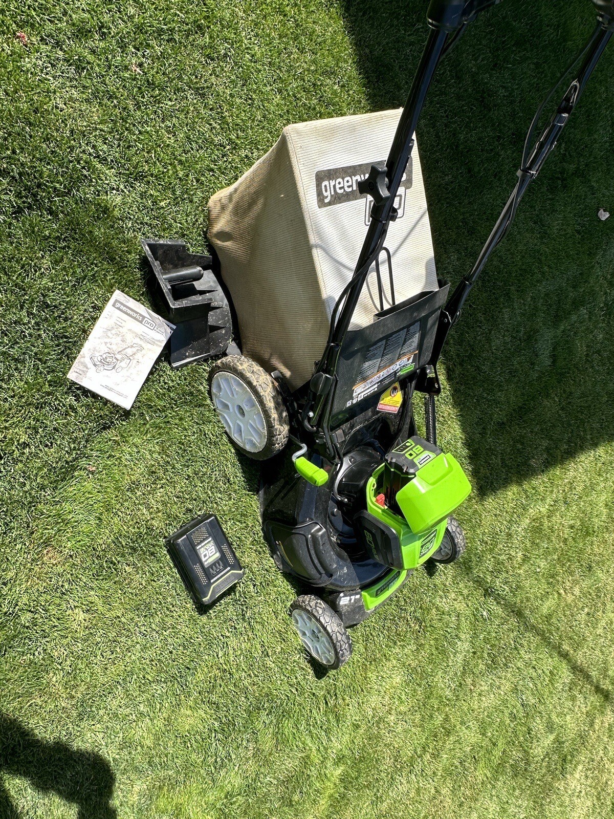 Greenworks Pro 80V 21-Inch Brushless Self-Propelled Lawn Mower 4.0Ah Battery