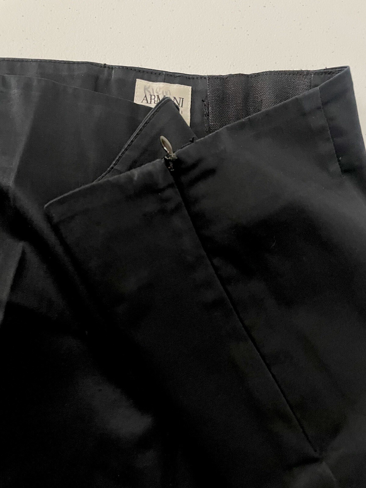 ARMANI COLLEZIONI Solid Black Side Zip Stretch St… - image 4