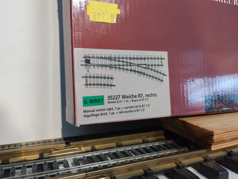 Piko 35227 (G) Right Hand Manual Switch Radius 7. - Image 3 of 3