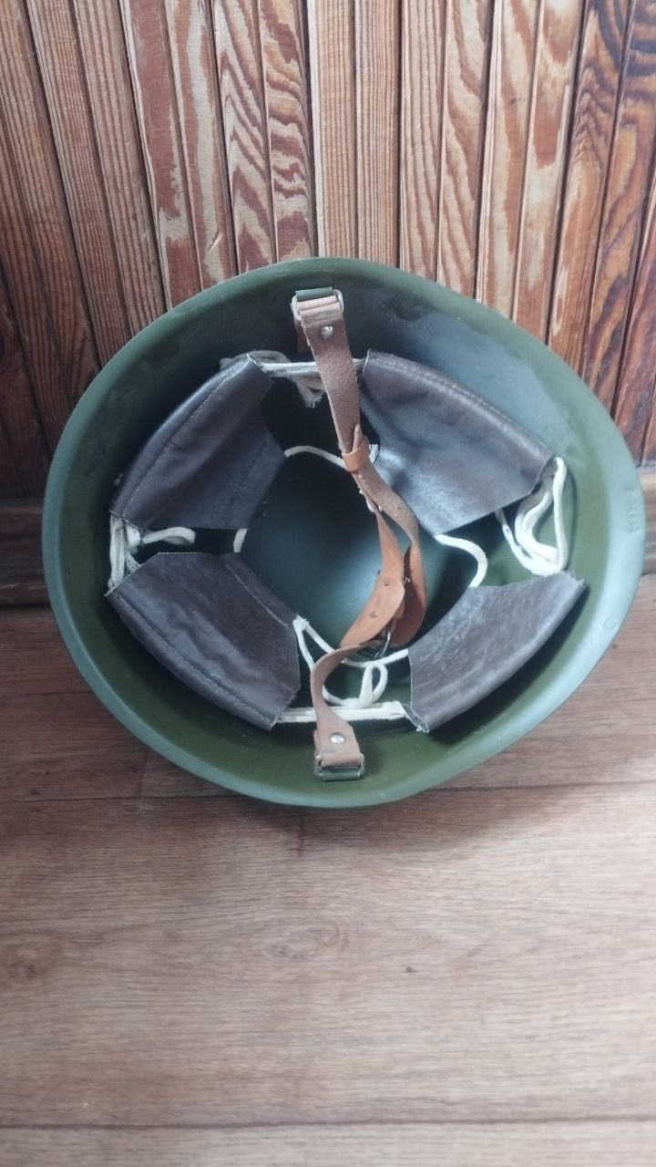 Soviet Era SSh-68 Steel Helmet Size 2 with Ukraine Peacekeeping Cover NEW — image 8