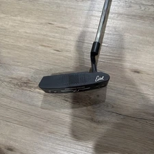 Edel Array B-1 Blade Putter Sight Dot RH 35" Excellent Condition