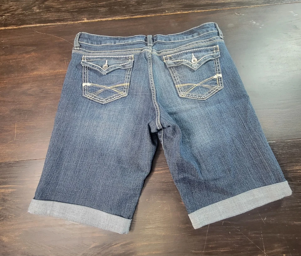 A.N.A. Pantalones cortos de mezclilla A New Approach para mujer talla 32/14 bordados con puños Foto 2 de 4