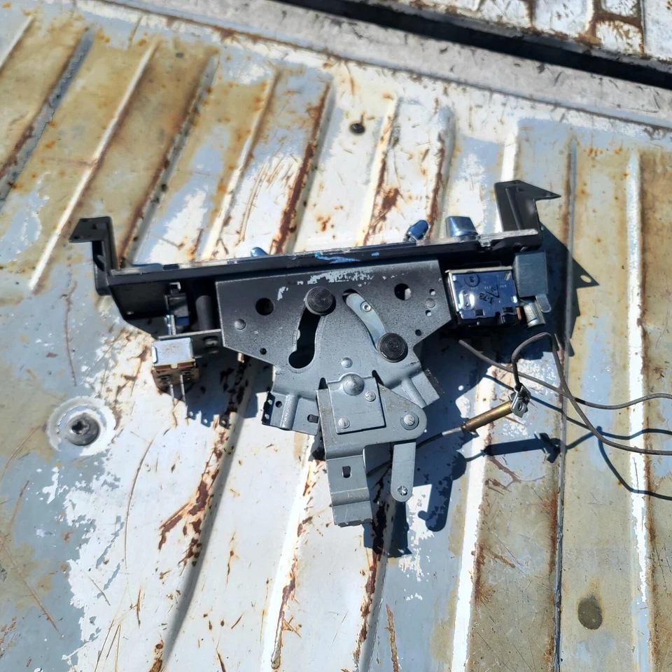 AMC Gremlin Hornet 1970-77 calentador control de aire acondicionado cabezal interruptor montaje ojo meteorológico Foto 3 de 3