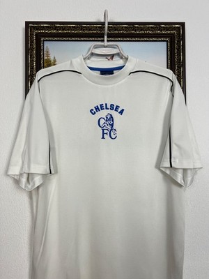 Vintage 2000's Umbro Chelsea Train Football Shirt Soccer White