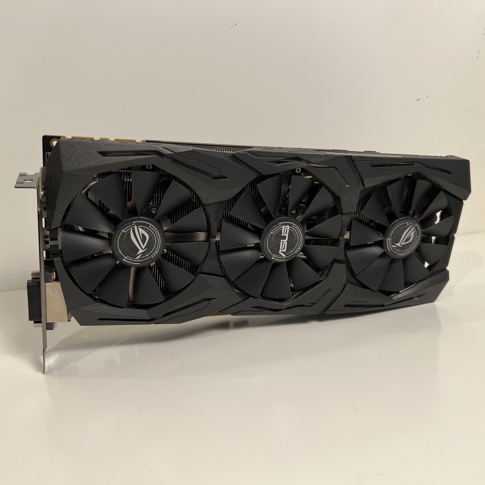 Picture 1 of 20
