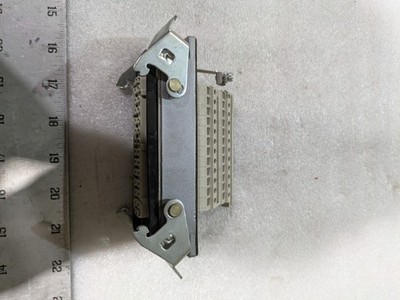 Multi-Pin Rectangular Connector Insert Solder Cup Metal Bracket Industrial OEM