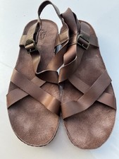 Sandalias Chaco Wayfarer Otter Marrón Oscuro Cuero Correa al Tobillo Hebilla Talla 8/39