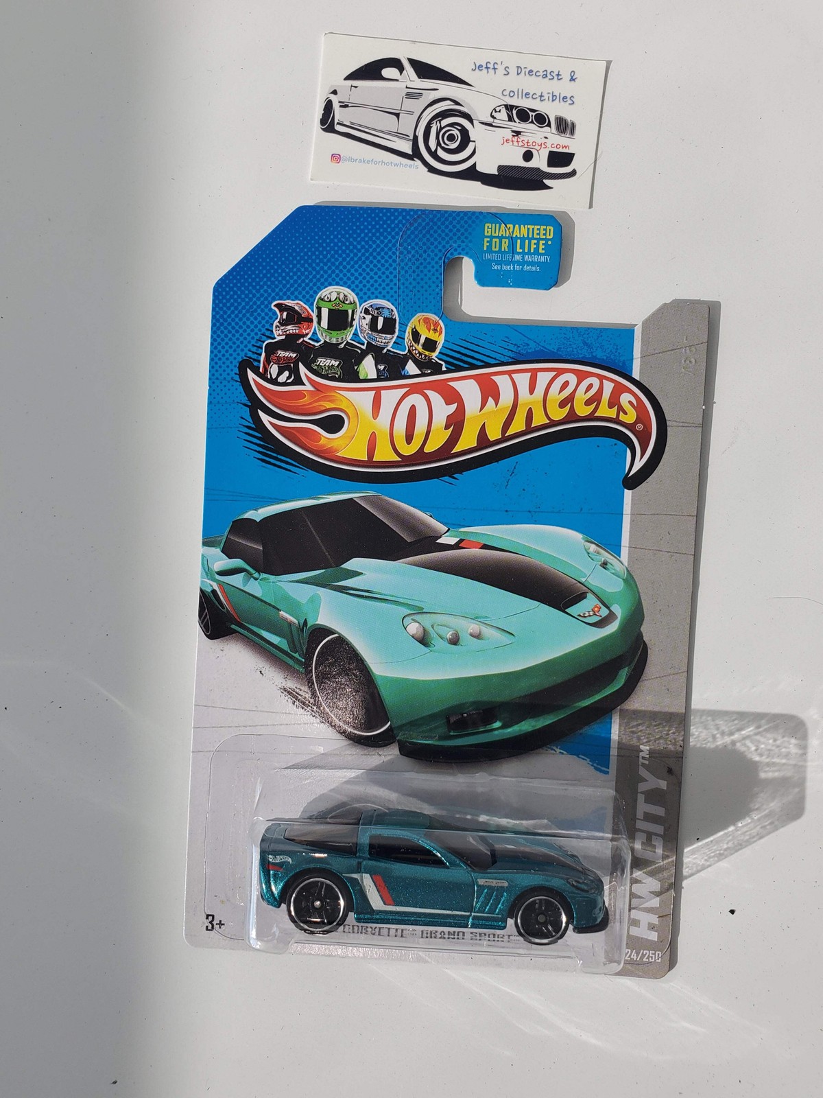 2013 Hot Wheels '11 Corvette Grand Sport #24