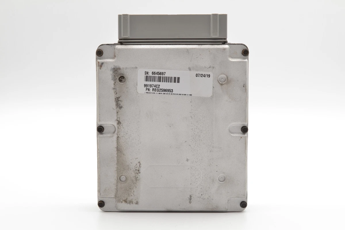 1997 International 1652 SC 7.3L T444E Engine Control Module ECM 