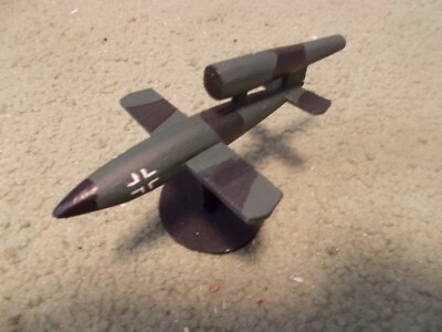 Built 1/72: German V-1 ''Buzz Bomb'' Rocket Aircraft