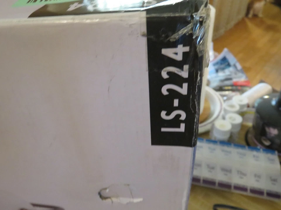 Lite Source Banker LS-224PB 台灯 — 第 2/4 张图片