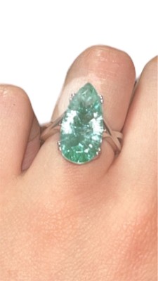Silver Cubic Zirconia ￼ Size 7 Ring