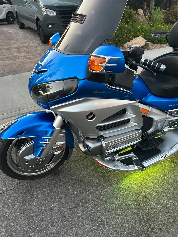 2013 Honda Gold Wing  - Image 4 of 4