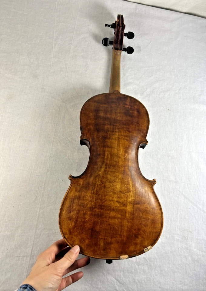 Top Quality Antique VIOLIN w/ 1-Piece Tiger Maple Back Signed CHAS. FAIRMOUNT - Image 3 of 4